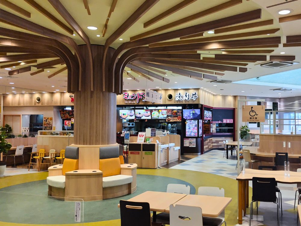 フードコート 東広島店 ミョンドンヤ 一鳥 フジファミリーフーズ フードコート 東広島店 ミョンドンヤ 一鳥 フジファミリーフーズ