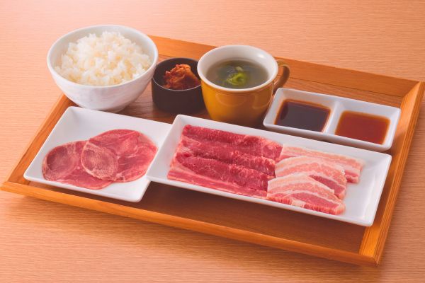 焼肉食堂炎蔵 やみつきハラミ焼肉ランチ