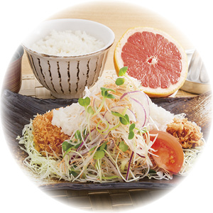 とんかつ専門店　咲々亭【サクサク×爽やか！咲々亭の柑橘おろしかつ登場🍊】6/10（火）～ | トピックス | フジファミリーフーズ